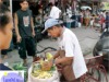 Pineapple Vendor